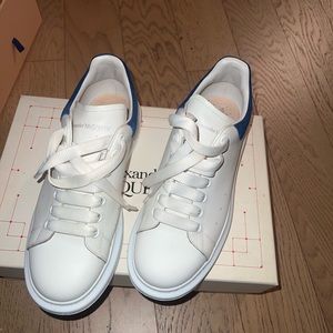 ALEXANDER MCQUEEN SNEAKERS EXCELLENT CONDITION SIZE 41